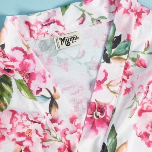 Show Me Your Mumu Brie Robe. - Picture 8 of 8